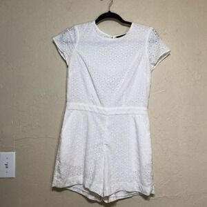 Banana Republic Womens Romper 0 White Eyelet Shorts Jumpsuit